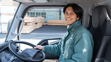 株式会社 鈴三材木店の画像