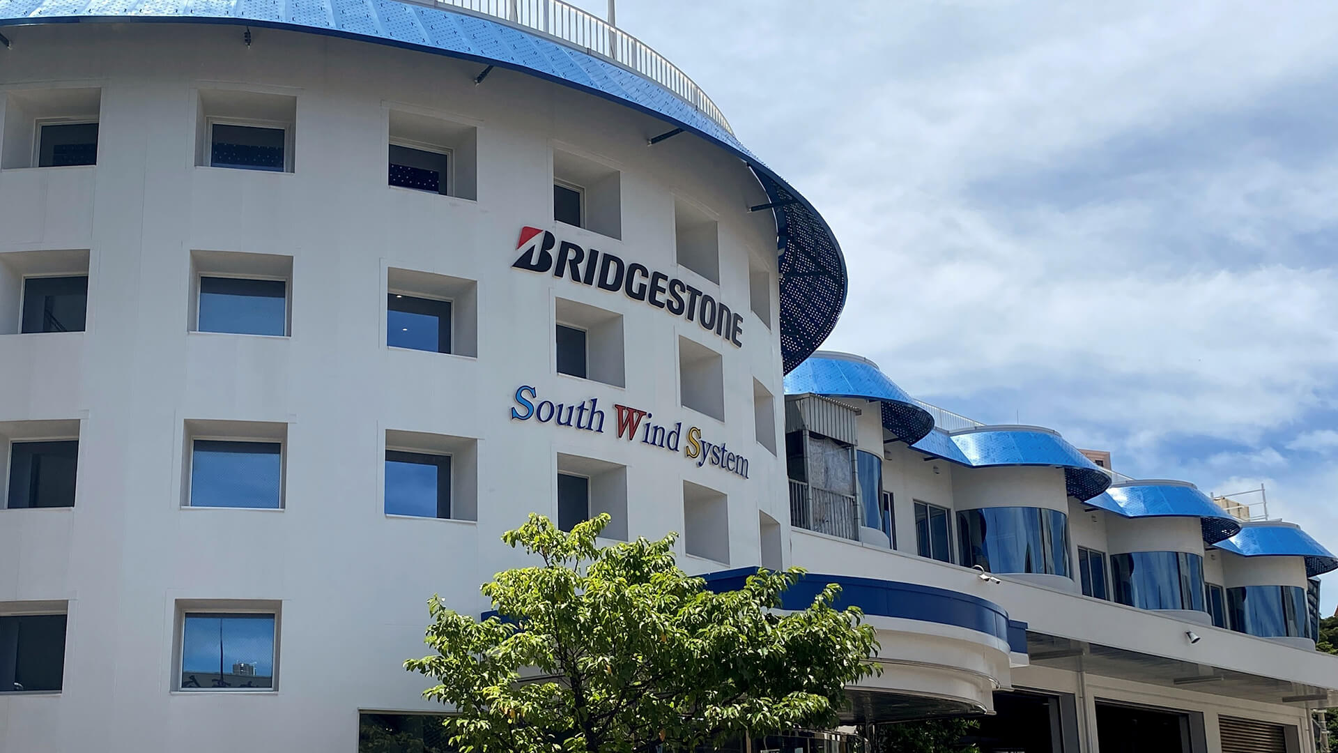 ブリヂストンタイヤ沖縄販売株式会社の画像6枚目