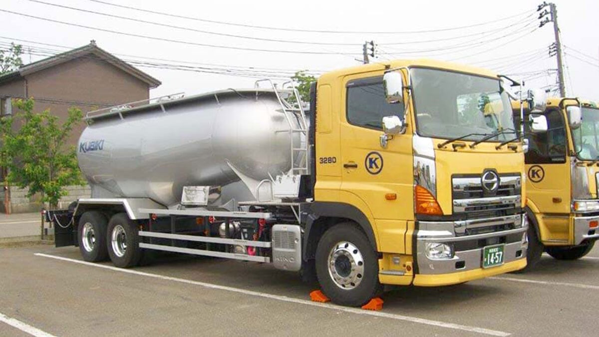 頸城運送倉庫 株式会社の画像2枚目