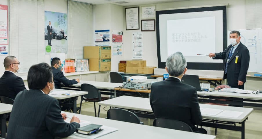 京王自動車株式会社の画像8枚目